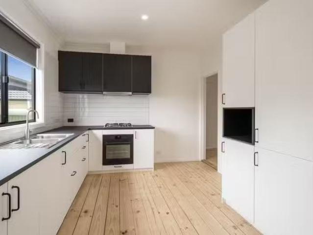 Unique 1/20 Peabird Avenue, Norlane, VIC 3214 Unit for Rent