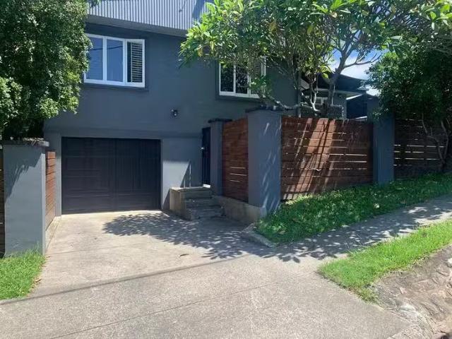 Cheap 1/20 Walter Street, Labrador, QLD 4215