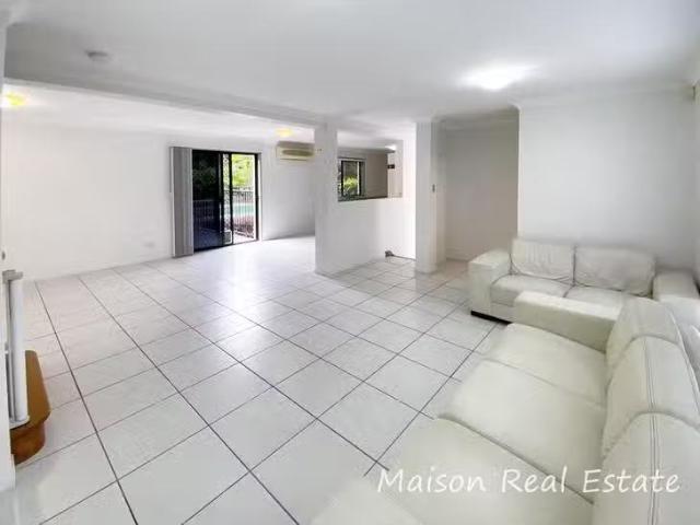Deal! 121 Arrabri Avenue, Mount Ommaney, QLD 4074