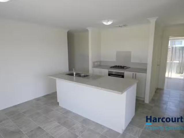 Just in! 12/1 Lemann Turn, BANKSIA GROVE, WA 6031 House for.
