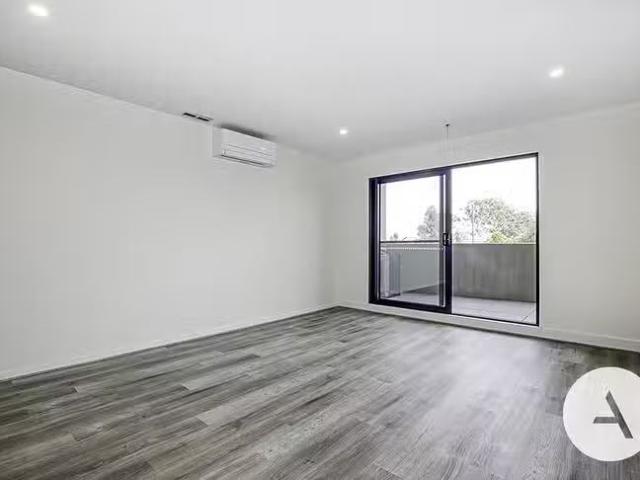 Cheap 122/181 Sutherland Crescent, Taylor, ACT 2913