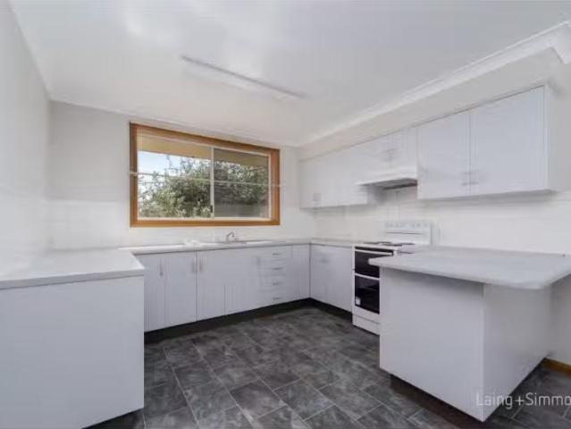 Cheap 1/22 Kuranda Avenue, Armidale Townhouse for rent Listed.