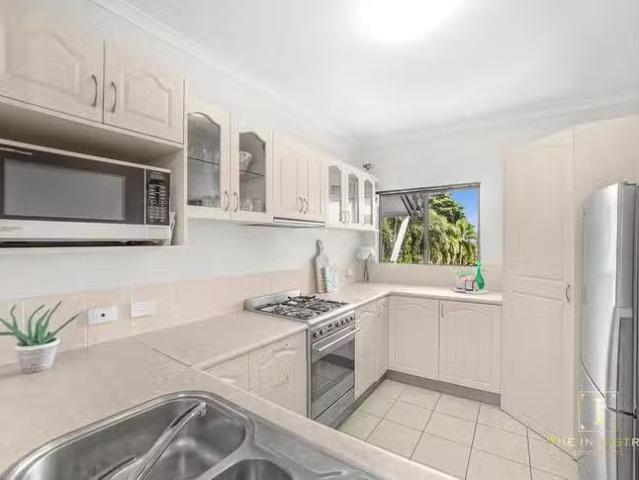 Nice 12/35 Kamerunga Road, Stratford, QLD 4870