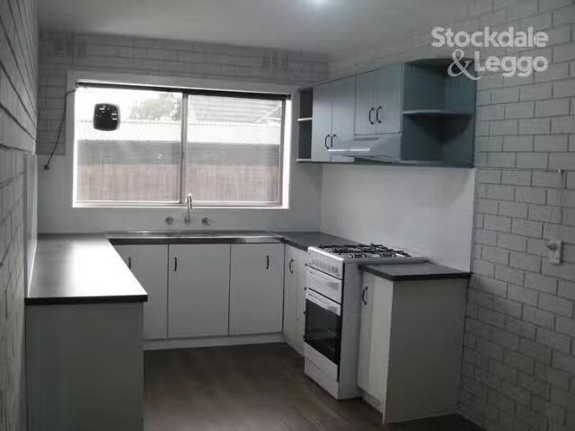 Rental! 1/23 Hutton Street, Dandenong, VIC 3175