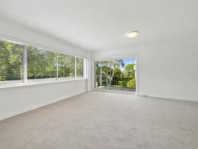 Nice 1/24 Crows Nest Road, Waverton Apartment for rent Listed.