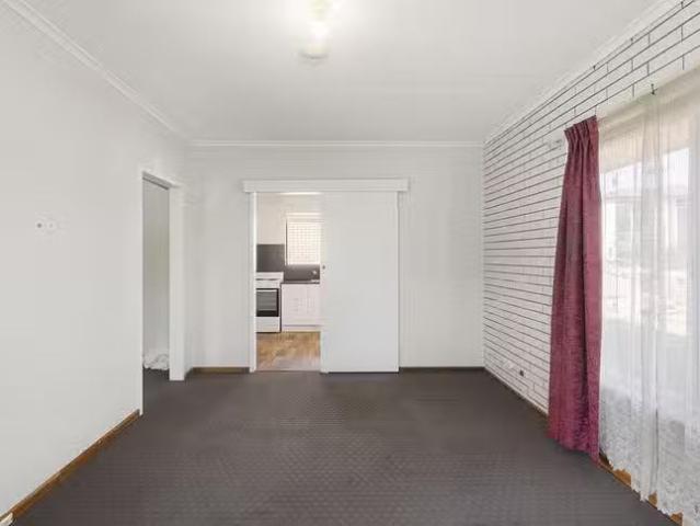Deal! 1/24 Mawson Road, Salisbury, SA 5108