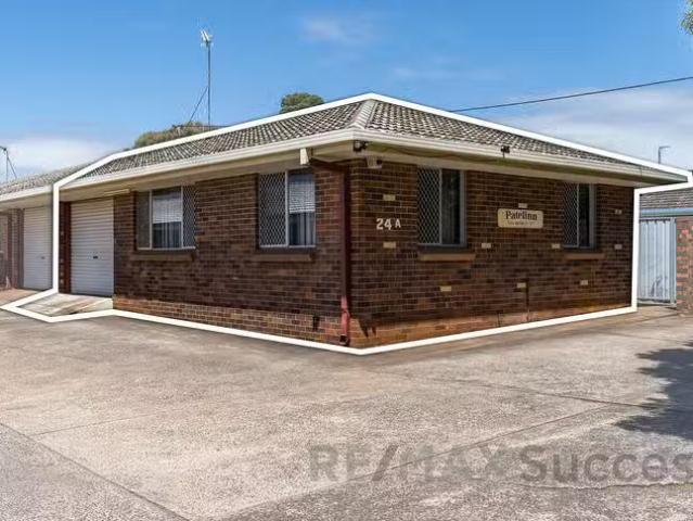 For Rent! 1/24A Warwick Street, Harristown, QLD 4350