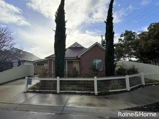 Rental! 1/255B Swanport Road, Murray Bridge, SA 5253