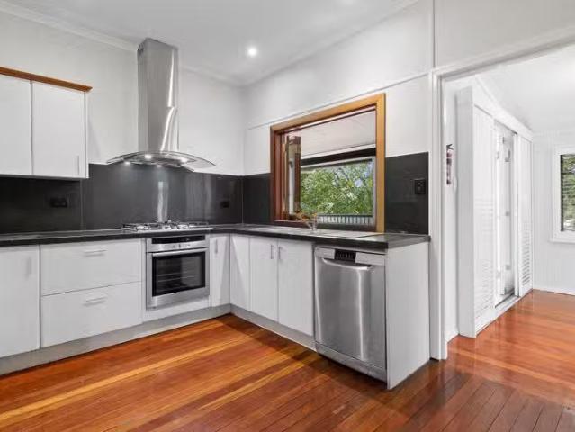 Deal! 125 Bilsen Road, Wavell Heights QLD 4012
