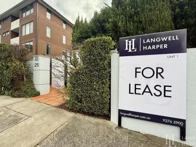 Unique 1/25 Derby Street, Kew, VIC 3101