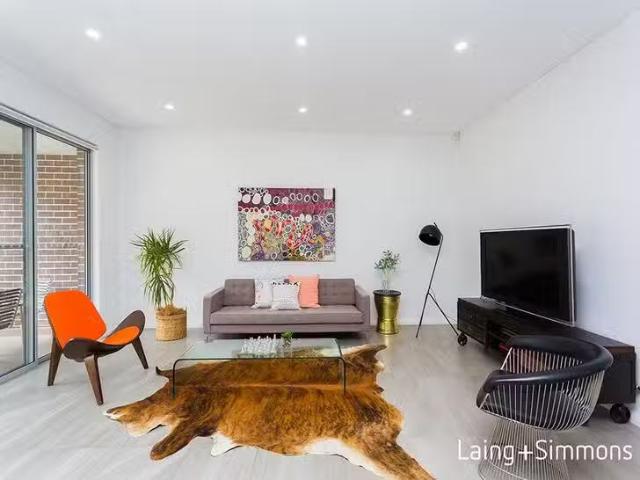 Deal! 125A Darcy Road, Wentworthville, NSW 2145