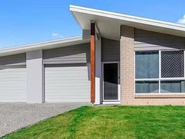 Just in! 1/26 Conifer Avenue, Brassall, QLD 4305