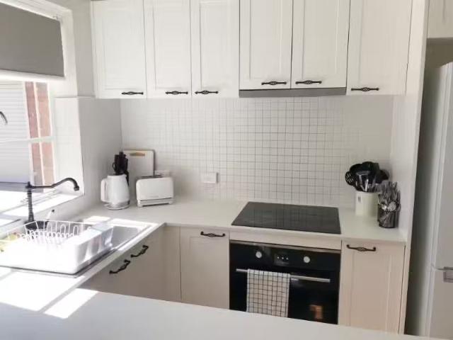 Rental! 1/28 Earl Street, Sandy Bay Apartment for rent Listed.