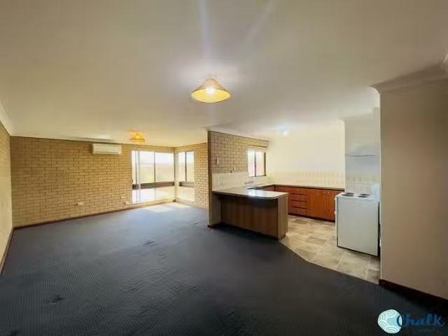 New 12/8 Hefron Street, Rockingham, WA 6168