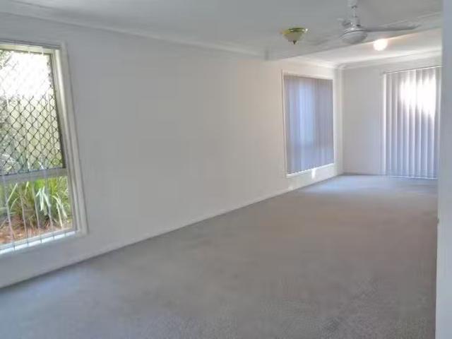 Nice 1/29 Humpybong Esplanade, Redcliffe, QLD 4020