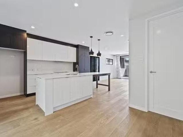 Rental! 1/29 Ninth Avenue, Coorparoo, QLD 4151