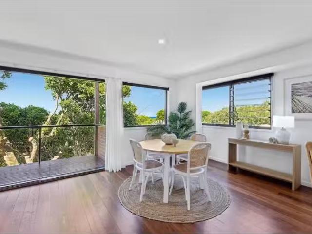 Charming 1/2 Bayview Drive, EAST BALLINA Townhouse for rent L.