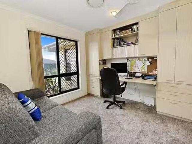 Just in! 12 Charlotte Court, Kalkie, QLD 4670