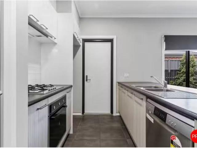 New 1/2 Eldridge Court, KANGAROO FLAT House for rent Listed b.