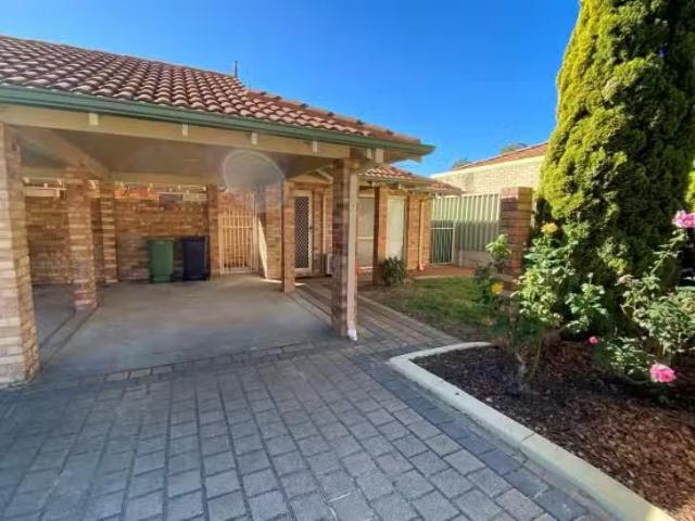 Cheap 1/2 Hartley Street, Gosnells, WA 6110