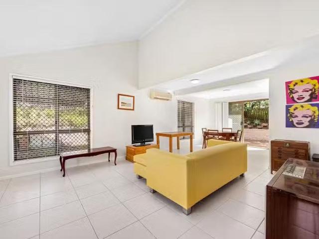 Nice 1/30 Beaufort Street, Alderley QLD 4051