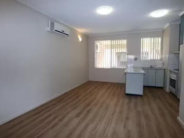 Just in! 13/1 Joyes Place, Tolland, NSW 2650