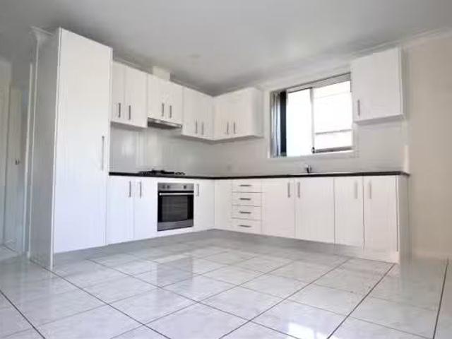 Rental! 131A Bennett Road, COLYTON, NSW 2760 Flat for Rent