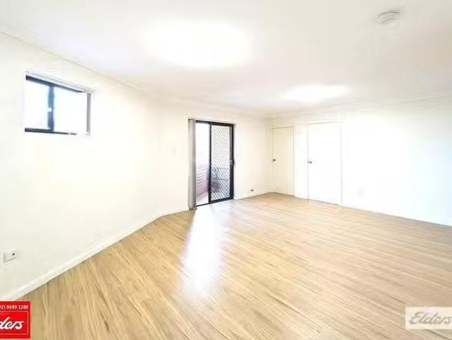 Unique 13/29 33 Kerrs Road, Lidcombe, NSW 2141
