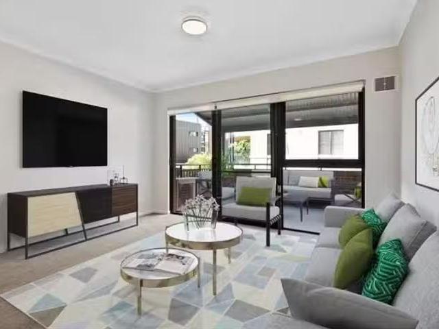Just in! 13/2 Wexford Street, Subiaco, WA 6008