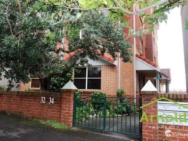 Cozy 1/32 Tyrrell Street, The Hill, NSW 2300