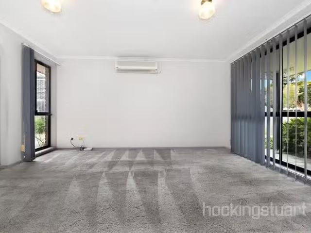 Unique 1/34 Millers Road, Seaholme VIC 3018