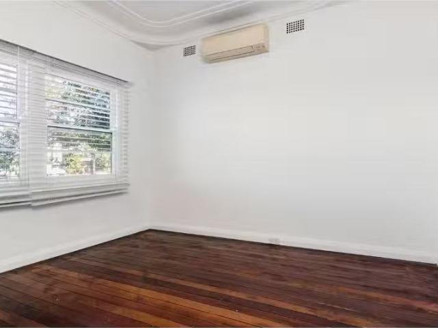 Rental! 1/360 Newcastle Road, North Lambton Apartment for rent.