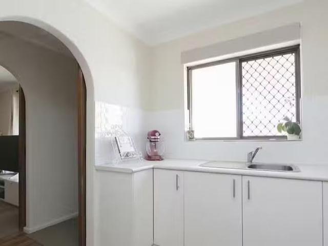 Cheap 13/7 Ninth Avenue, Maylands, WA 6051