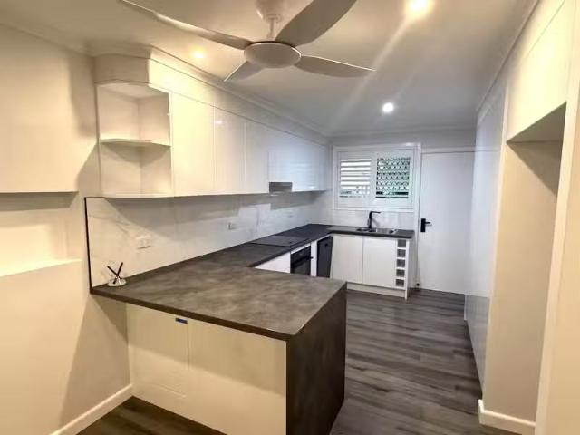 Rental! 13/97 Freshwater, Torquay Apartment for rent Listed b.