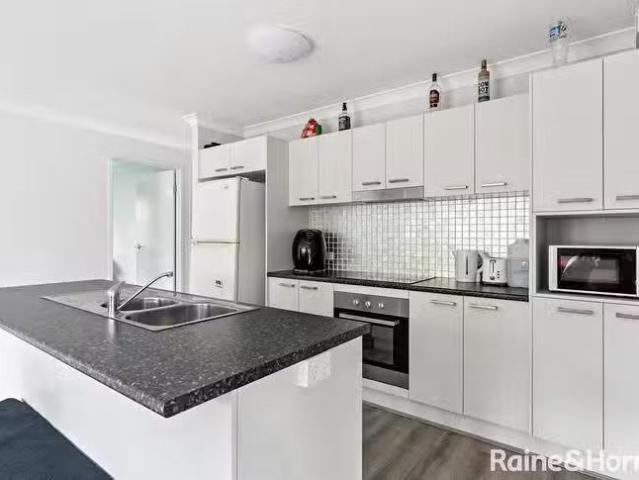 New 17 Carol Memorial Road, Collingwood Park, QLD 4301