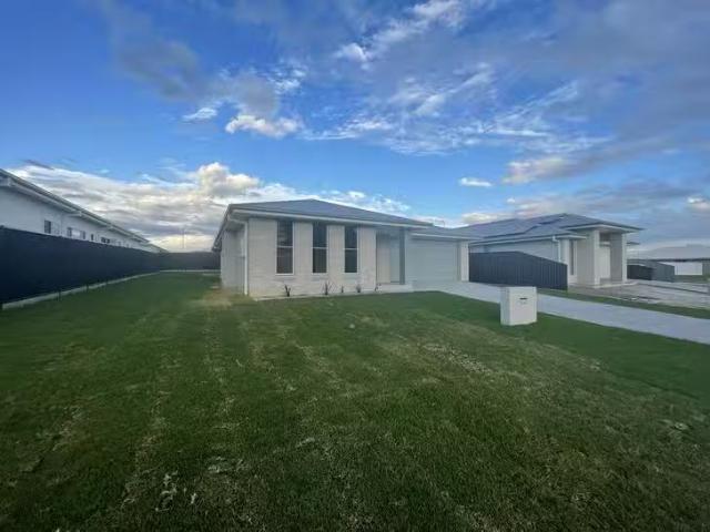 Deal! 17 Little Tern Street, Old Bar, NSW 2430