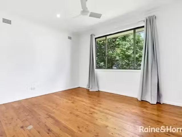 Just in! 17 Mamre Road, St Marys, NSW 2760