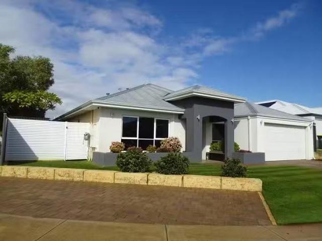 For Rent! 17 Mayroyd Drive, Ellenbrook, WA 6069