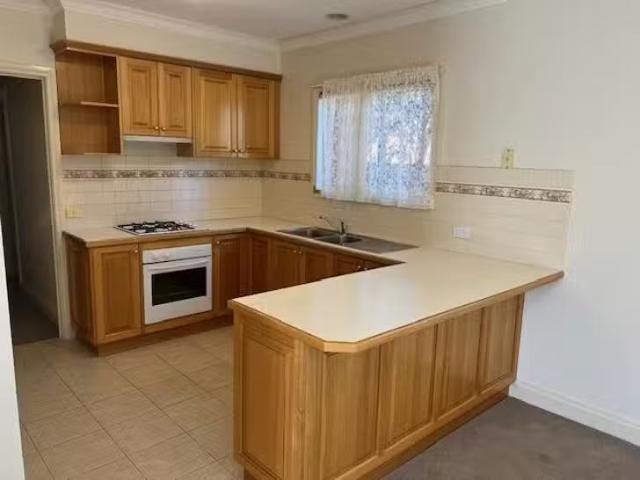 Cozy 1/7 Patern Street, Highton, VIC 3216