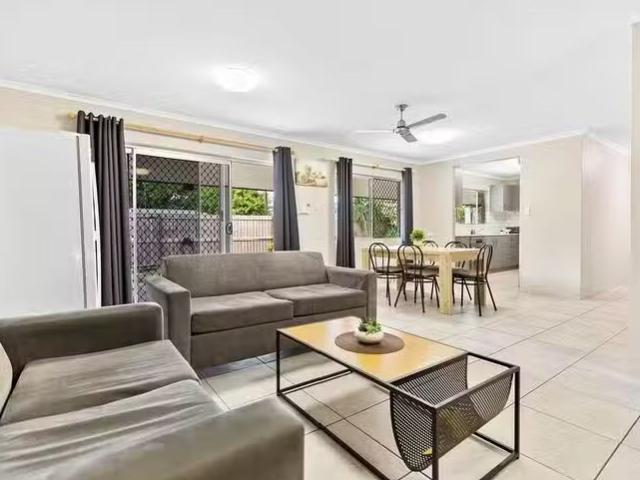 Nice 17B Brisbane Street, Parramatta Park, QLD 4870
