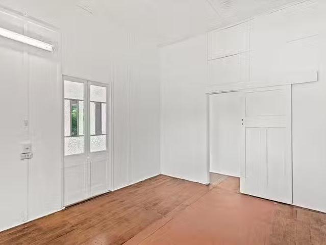 Cozy 1405 Shute Harbour Road, Cannon Valley, QLD 4800