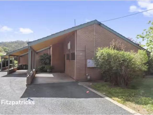 For Rent! 1/42 Kilpatrick Street, Kooringal Apartment for rent.