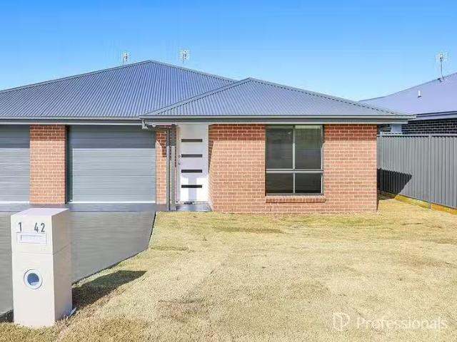 Cheap 1/42 Wattle Street, Kootingal, NSW 2352