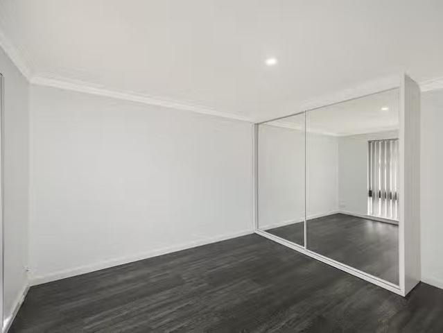 Charming 143 Phoenix Road, Spearwood, WA 6163
