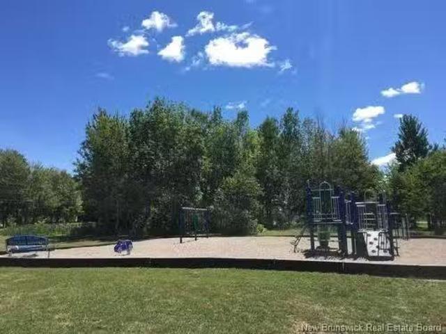 Charming 145 Biddington Ave, Lakeville, NB, E1H 1C5 commerci.