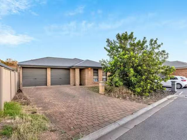 Charming 14 Xavier Place, Parafield Gardens, SA 5107