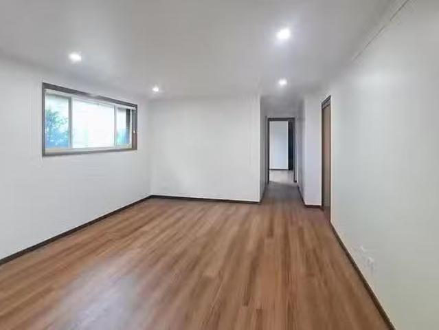 Nice 1/4 Addison Road, New Lambton, NSW 2305