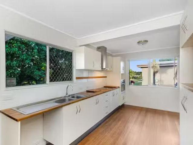 Cheap 14 Brett Street, Cranbrook, QLD 4814
