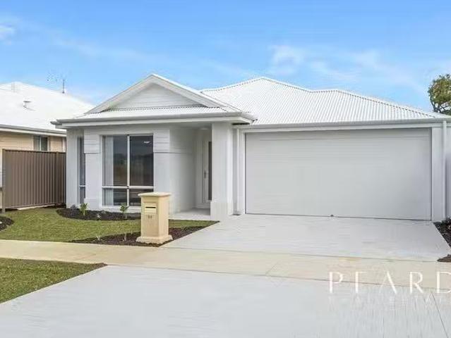 Nice 14 Grampians Drive, Clarkson, WA 6030