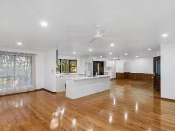 Unique 14 Kirk Place, Sandstone Point, QLD 4511